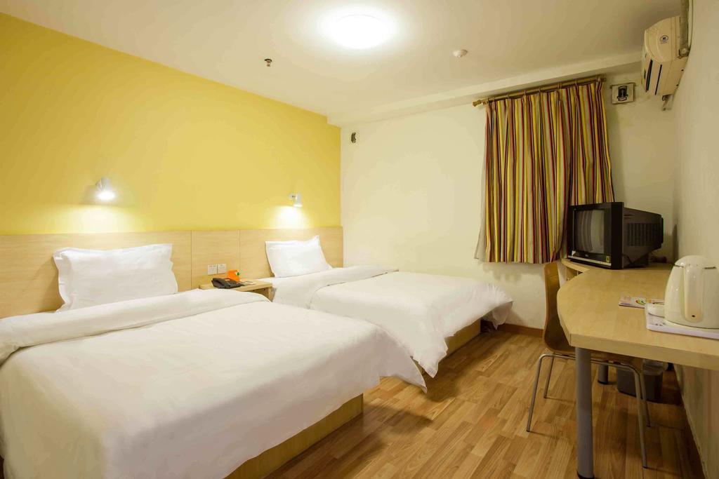 7Days Inn Zhongshan People'S Hospital Holiday Square Zimmer foto