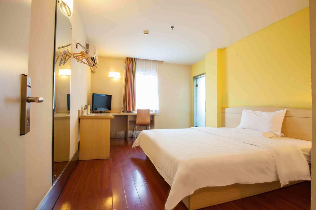 7Days Inn Zhongshan People'S Hospital Holiday Square Zimmer foto