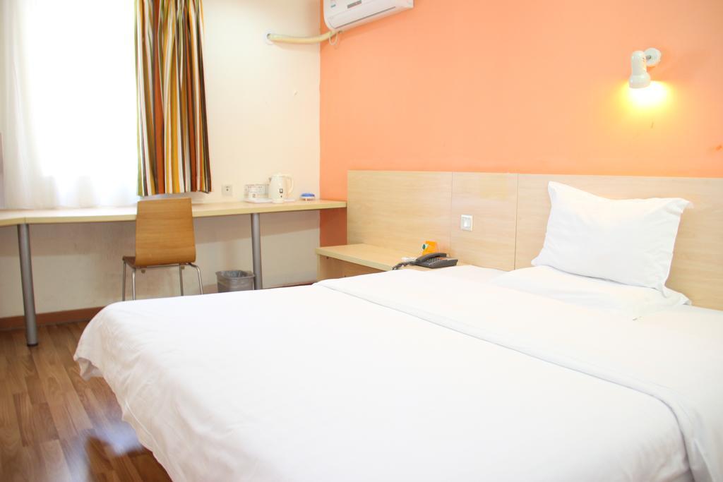 7Days Inn Zhongshan People'S Hospital Holiday Square Exterior foto